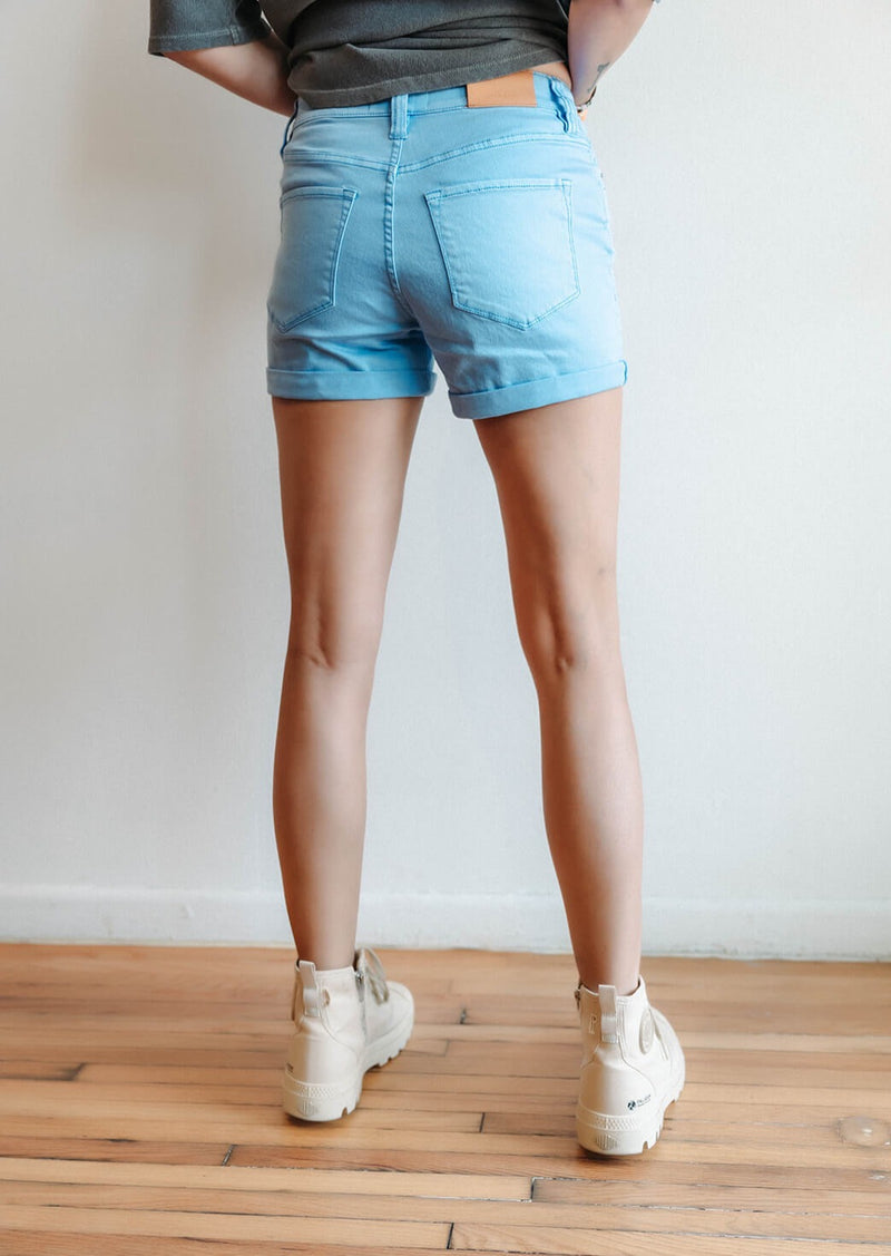 arlo-dear-john-ava-mid-rise-shorts-malibu-blue