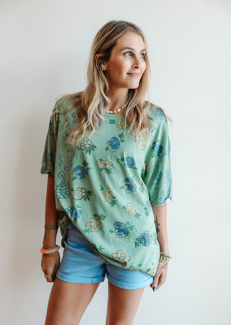 arlo-free-people-nina-printed-boheme-tee-green-combo