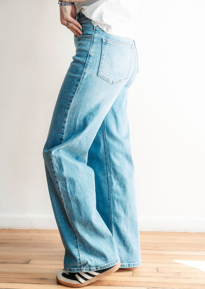arlo-ltj-high-rise-rigid-slouchy-jeans