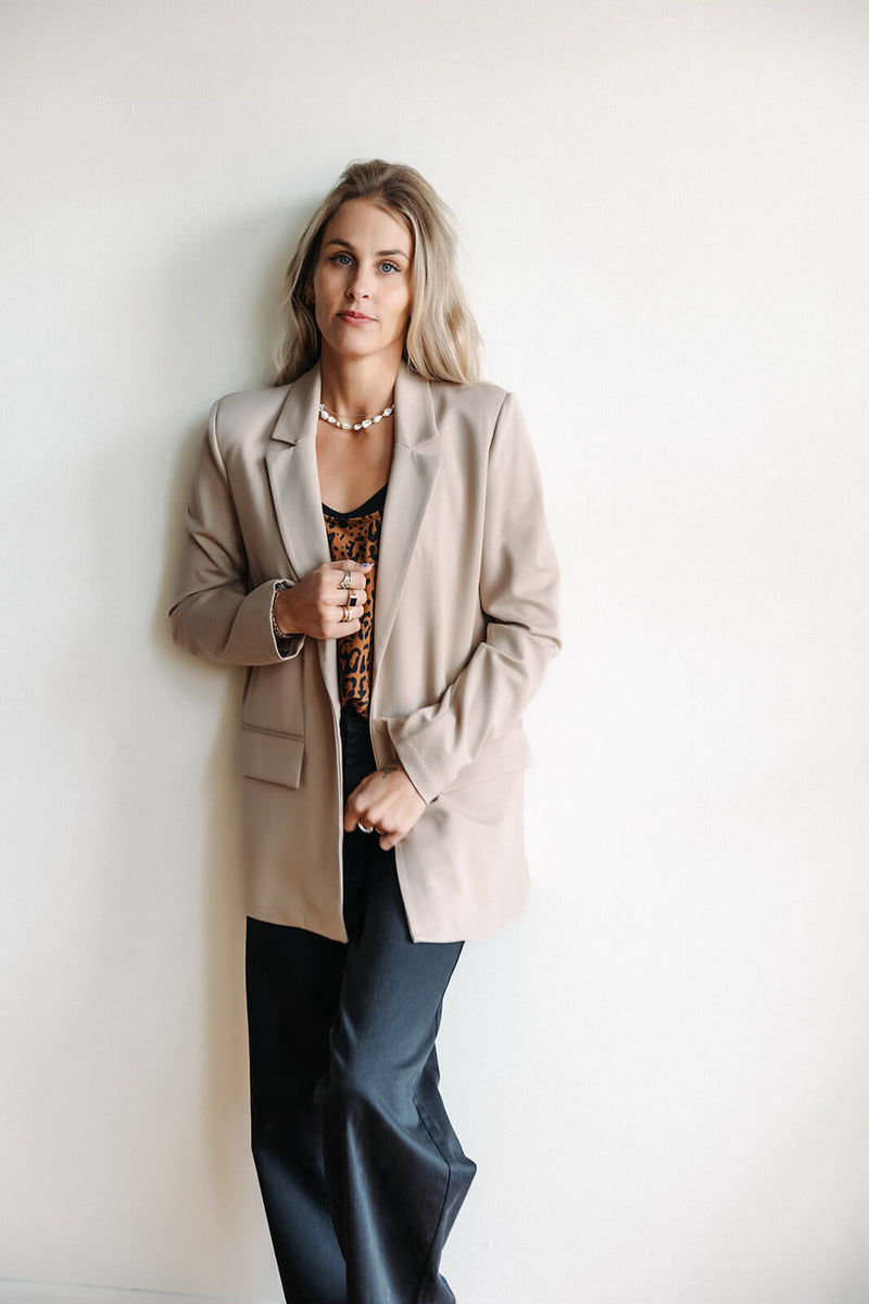 Z Supply Do It All Relaxed Blazer in Putty