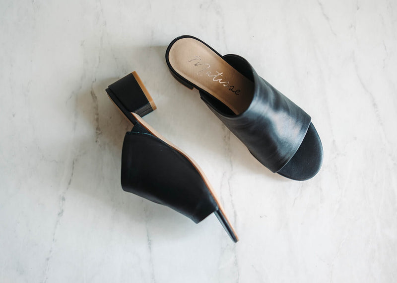 arlo-matisse-otis-black-mule-heel