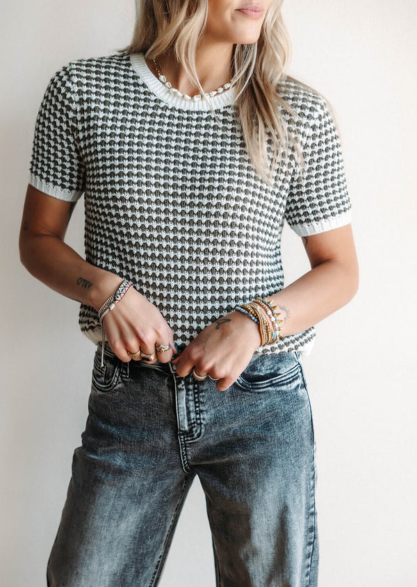 arlo-stitches-and-stripes-palmer-houndstooth-tee