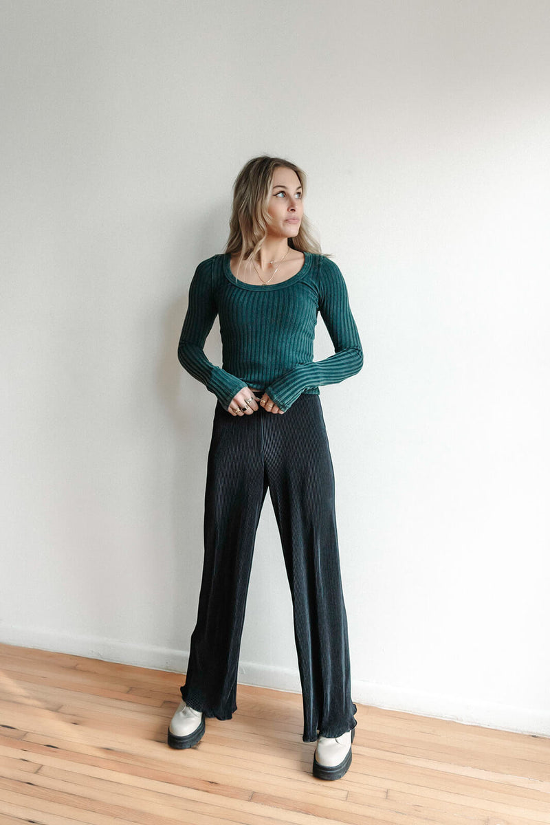 arlo-z-supply-denia-pleated-high-rise-pant