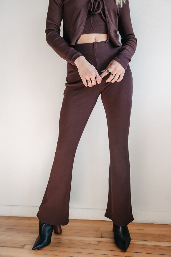 arlo-sadie-and-sage-motions-bell-bottom-ribbed-pants