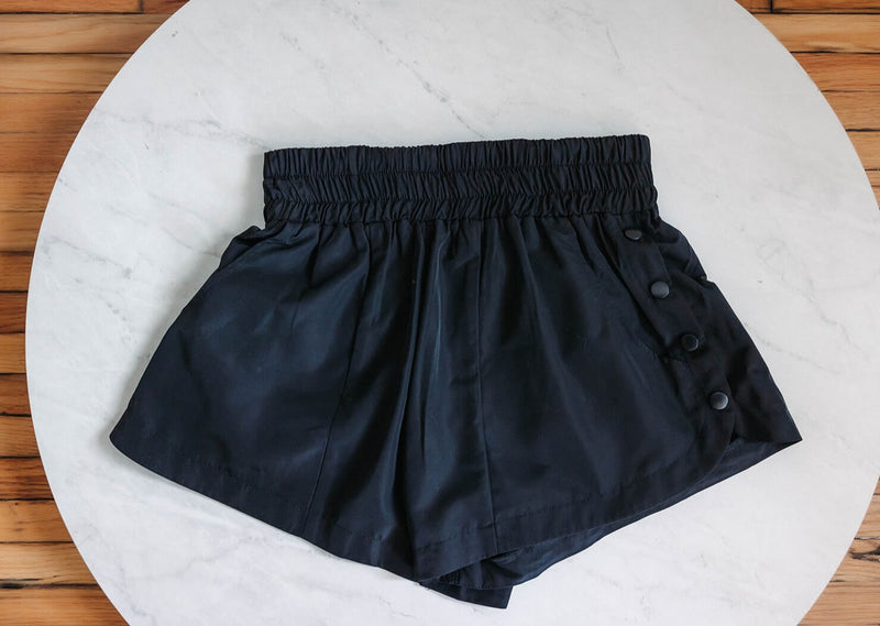 arlo-button-side-fitness-shorts-lined