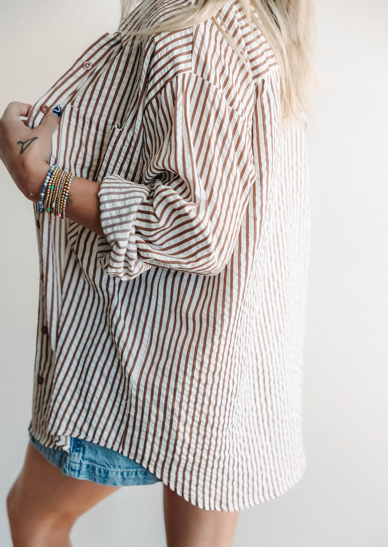 arlo-emory-striped-brown-button-down-collared-shirt-pocket