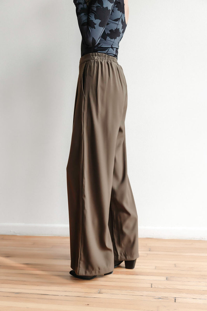 arlo-sage-silent-streets-wide-leg-pants