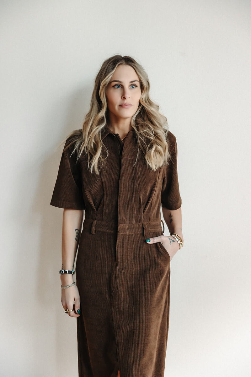 arlo-sage-pradox-cord-shirt-midi-dress