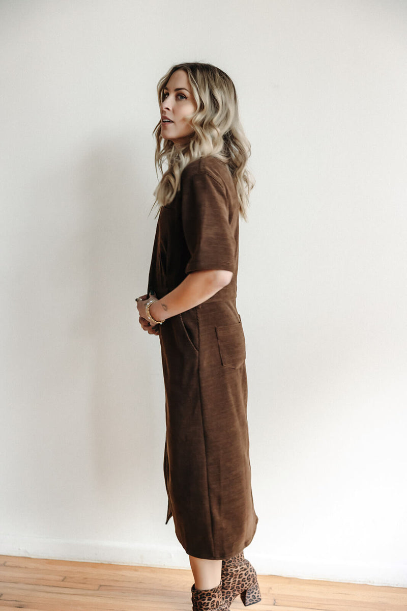 arlo-sage-pradox-cord-shirt-midi-dress