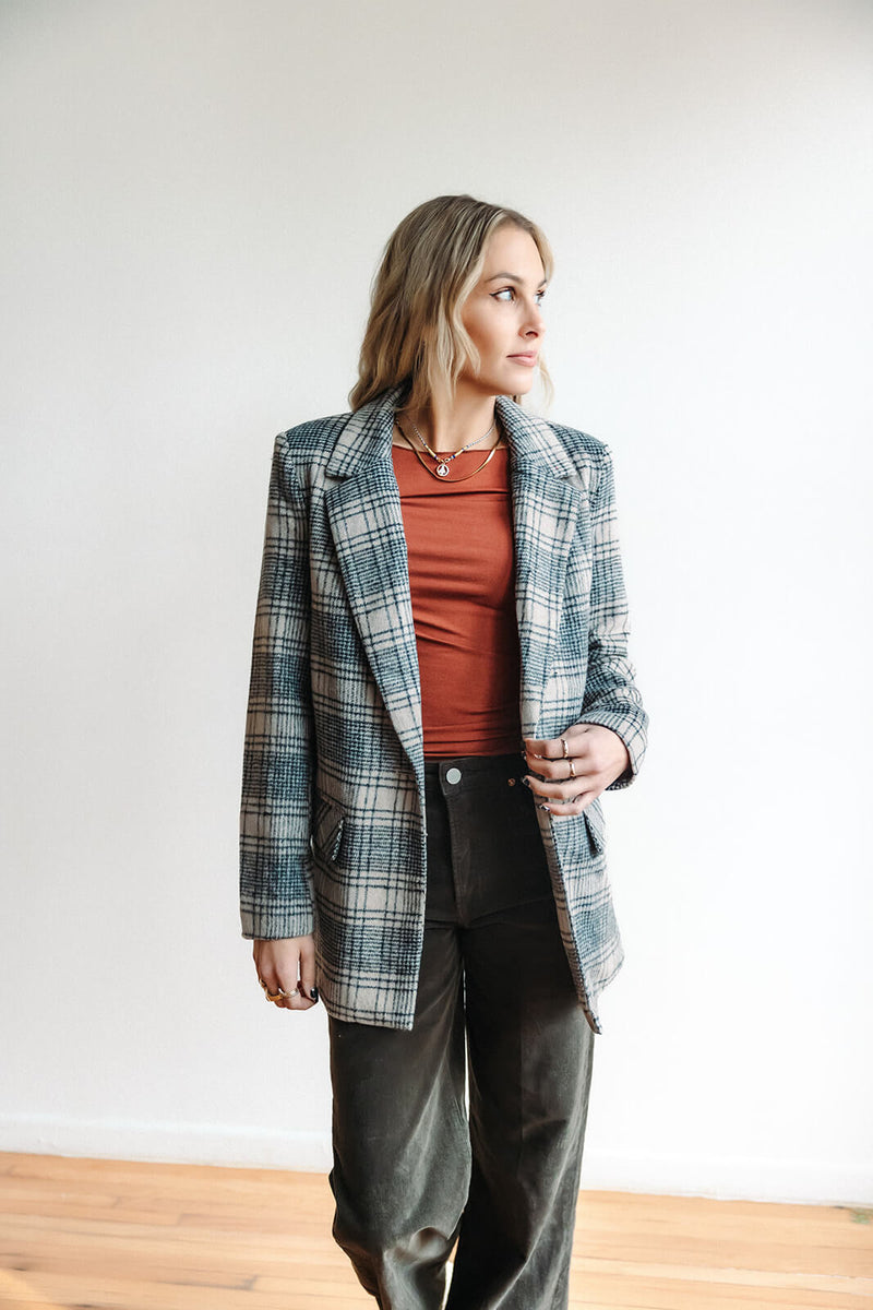 arlo-z-spply-kingston-relaxed-plaid-blazer