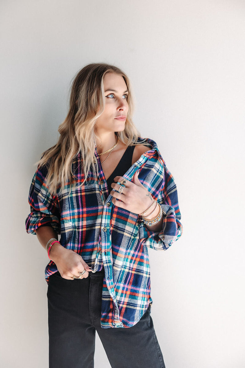 arlo-free-people-boy-meets-girl-plaid-shirt