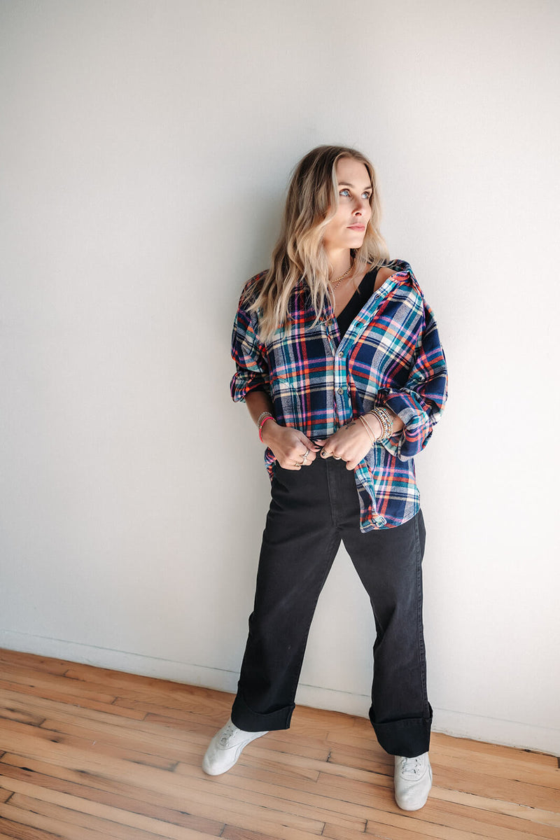 arlo-free-people-boy-meets-girl-plaid-shirt