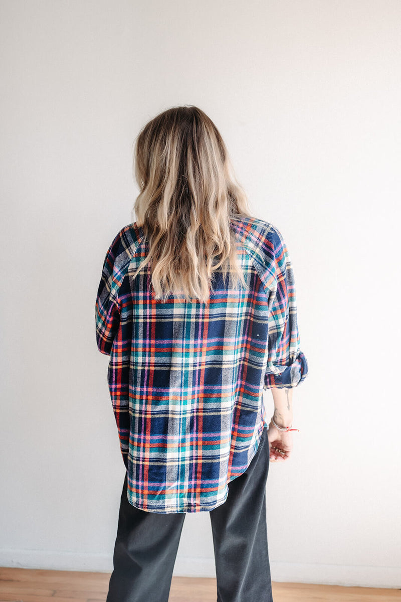 arlo-free-people-boy-meets-girl-plaid-shirt