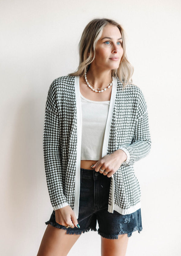 arlo-stitches-and-stripes-palmer-houndstooth-cardigan