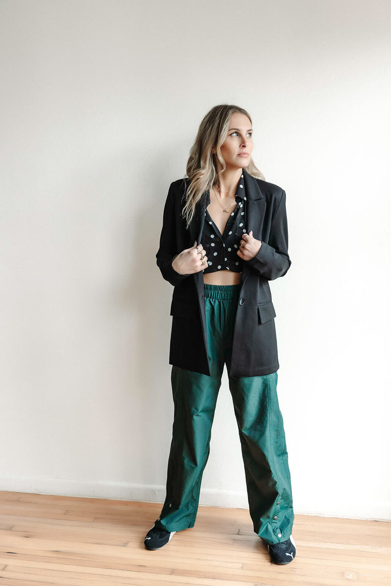 arlo-sage-recharge-snap-button-slit-pant