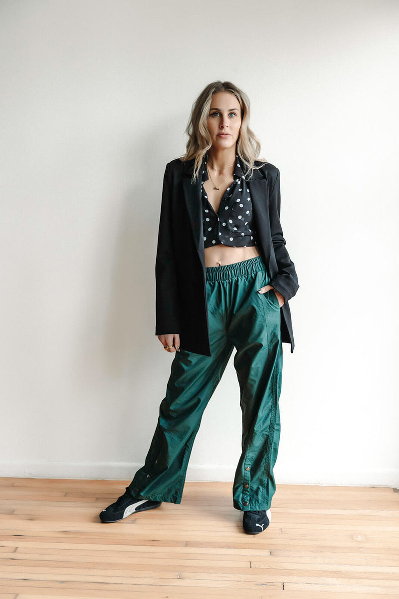 arlo-sage-recharge-snap-button-slit-pant