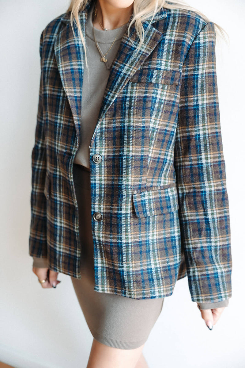 arlo-sage-old-money-plaid-oversized-blazer