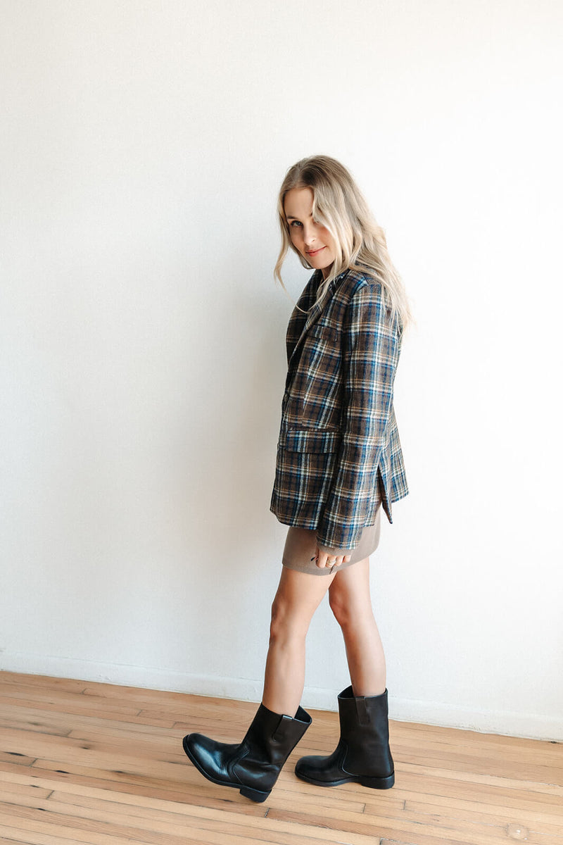 arlo-sage-old-money-plaid-oversized-blazer