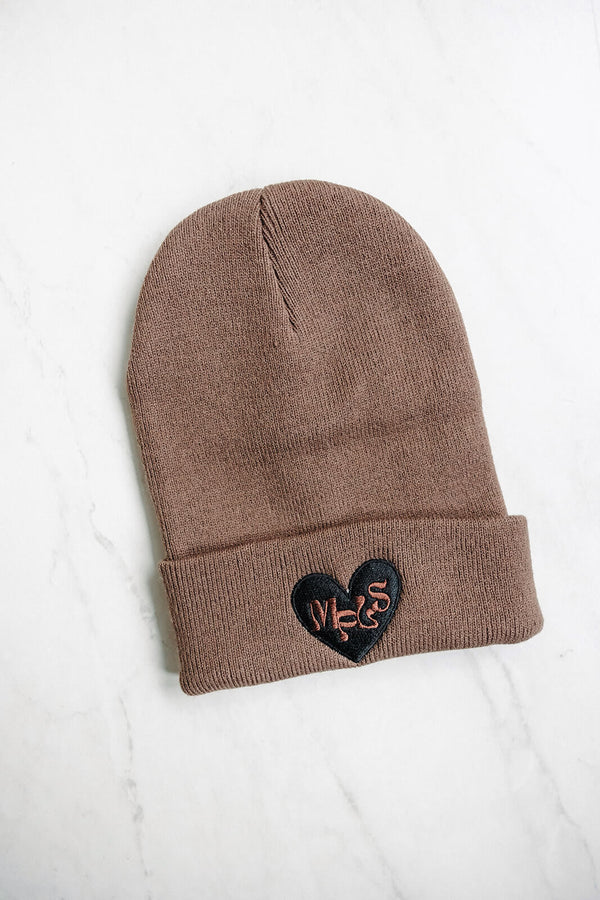 arlo-white-heart-mpls-beanie