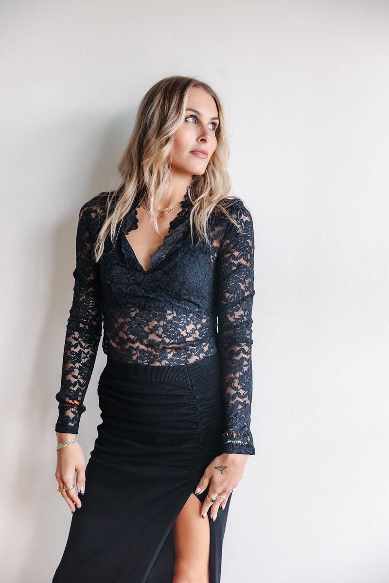 arlo-free-people-all-day-lace-long-sleeve-black